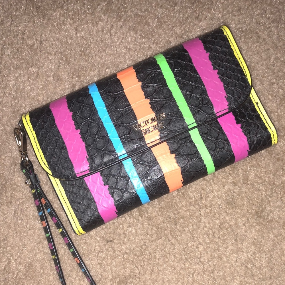 Victoria’s Secret Wristlet Wallet